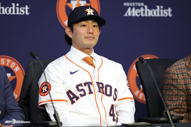 图为，伊玛目参加本月6日举行的休斯敦太空人队入队仪式。 =法新社BBNews=新闻1。