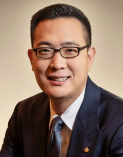 Vice President Kim Dong-sun/Picture = Courtesy of Galleria