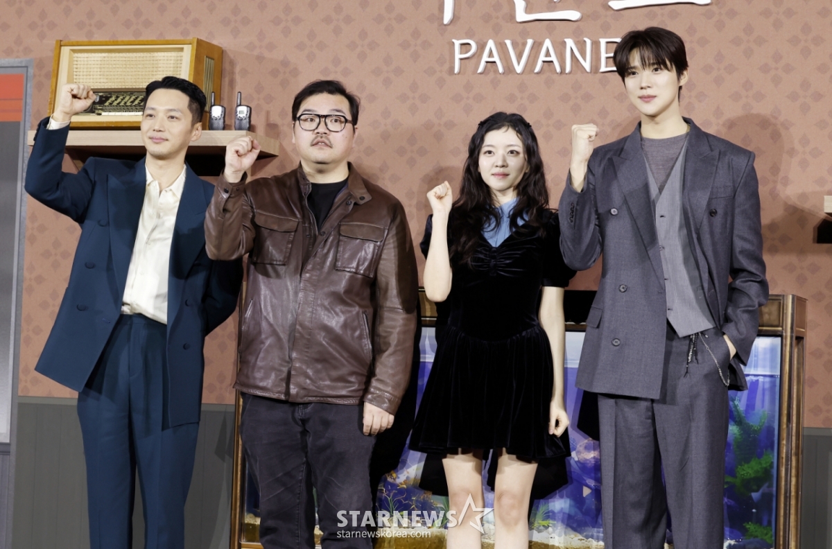 Actors Byun Yo-han, director Lee Jong-pil, actors Go Ah-sung and Moon Sang-min pose at a production briefing for the movie "Pavanne" held at Megabox COEX in Gangnam-gu, Seoul on the 12th. /2026.02.12 / Photo = Kim Hwi-seon hwijpg@