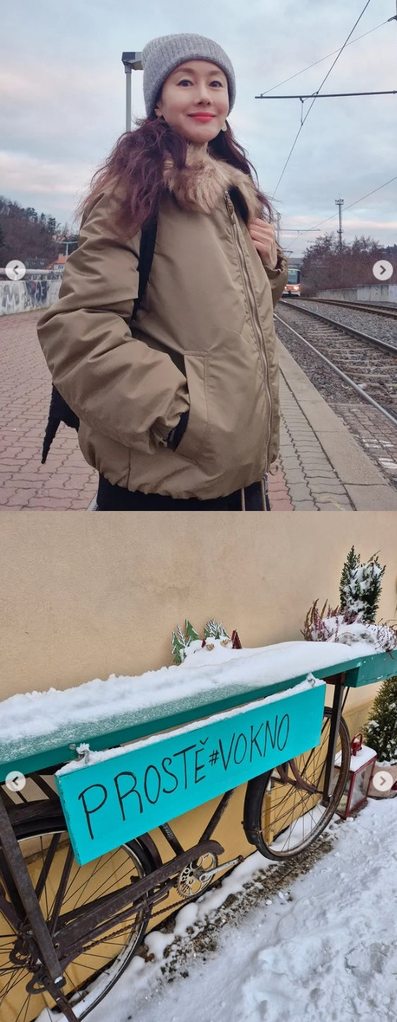 Kim Jisoo's Instagram