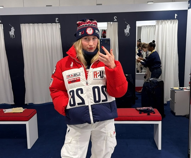 /写真=ソフィアカービーSNS