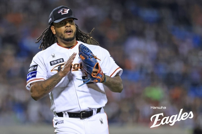 Peña, who belonged to Hanwha in May 2024. /Photo = Hanwha Eagles