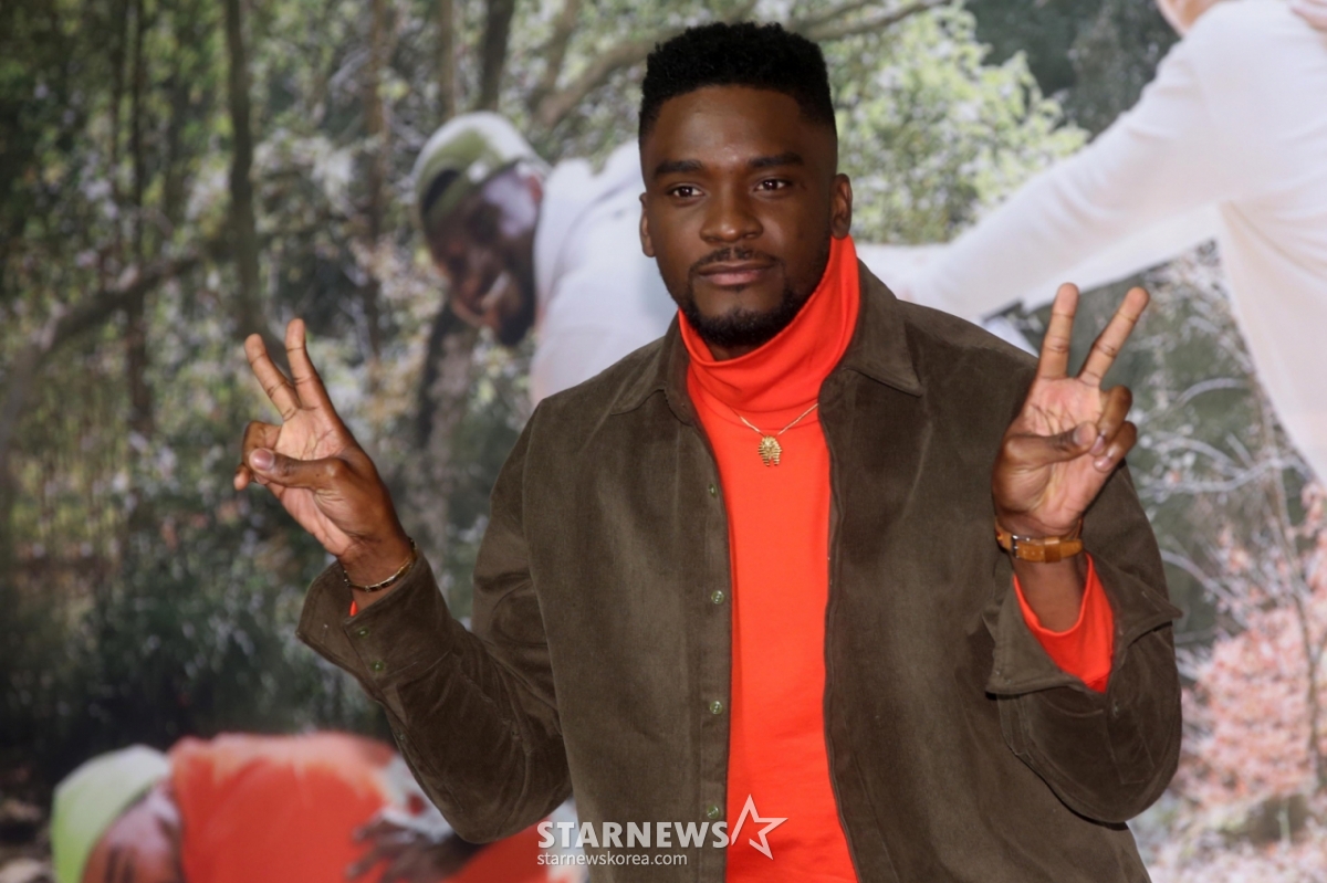 =萨姆-奥居里。