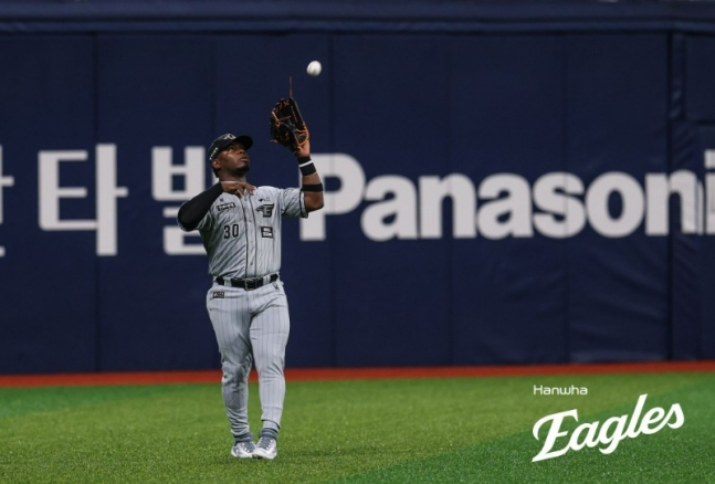 Ferraraja./Ảnh = Hanwha Eagle