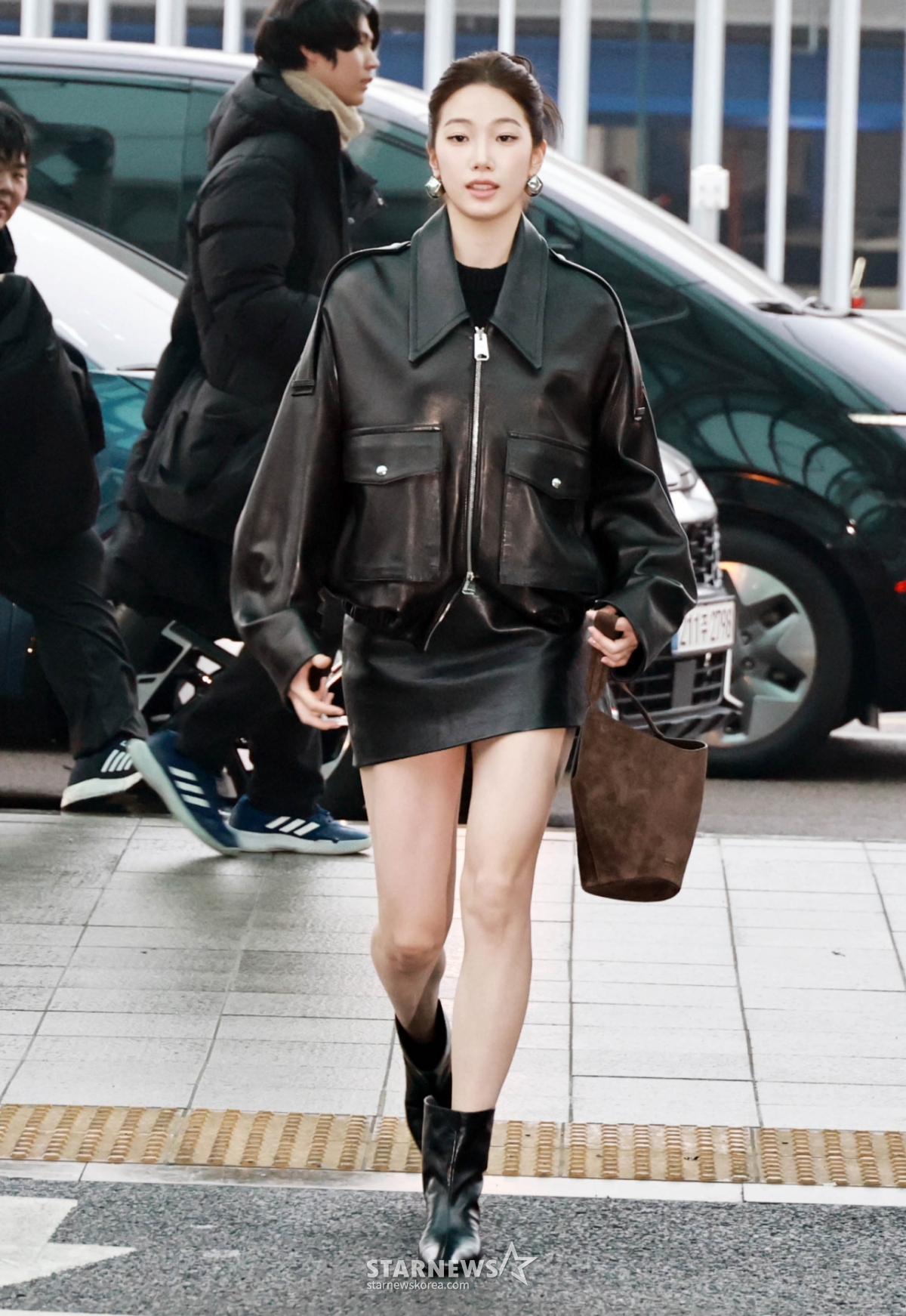 Group LESERAFIM Kazha leaves Incheon International Airport on the morning of the 13th for a New York Fashion Week schedule. 2026.02.13 / Photo = B. coli tjdrbs23@