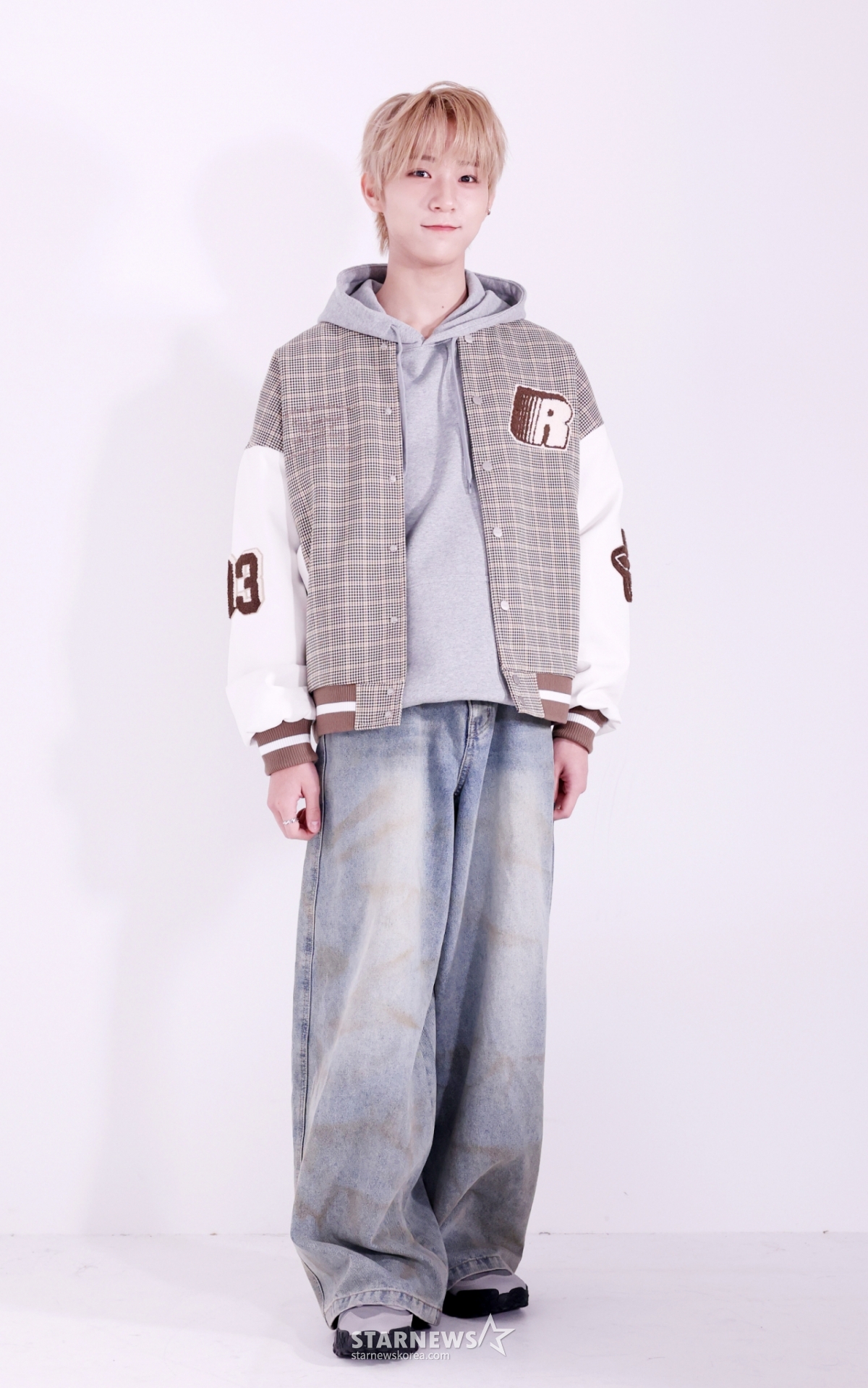 9 AAA Interview in My Room / Photo = Reporter Kim Hwi-sun hwijpg@