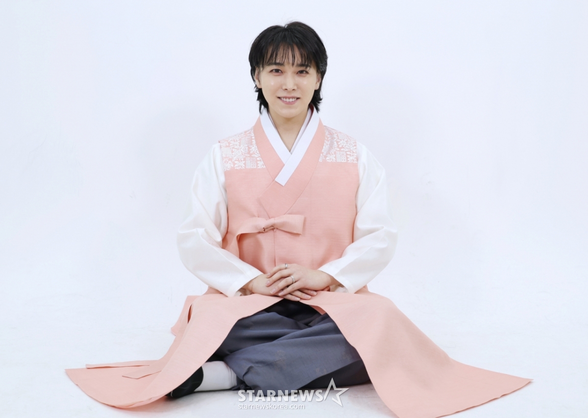 2026.02.12 歌手ソンミン韓服インタビュー /写真=イ·ドンフン