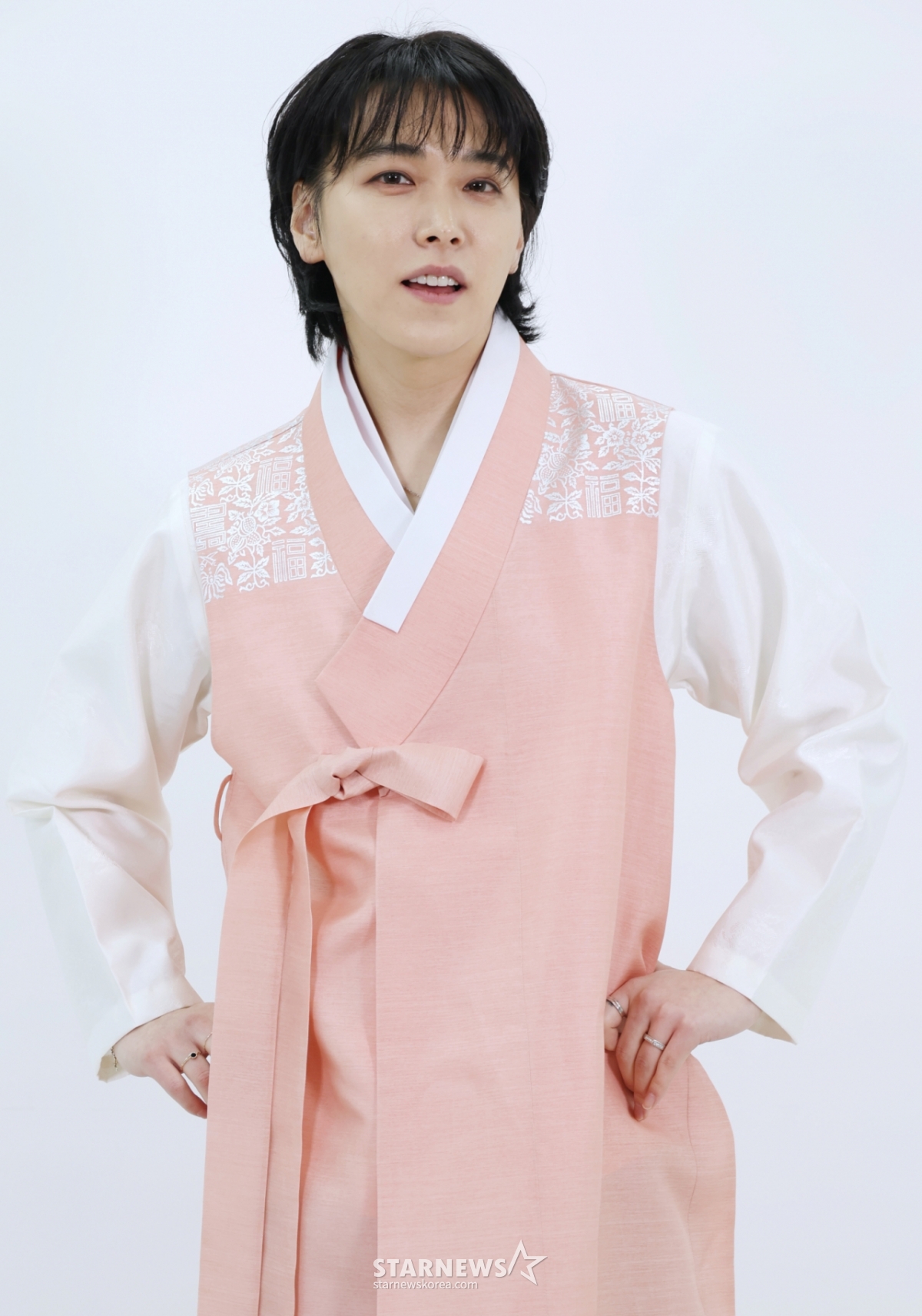 Phỏng vấn ca sĩ Seongmin Hanbok vào ngày 12 tháng 2 năm 2026 / Ảnh = Lee Dong Hoon