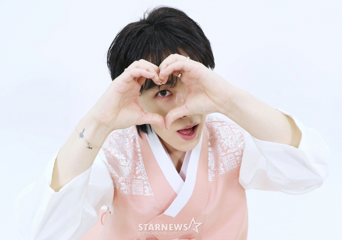 2026.02.12 歌手ソンミン韓服インタビュー /写真=イ·ドンフン