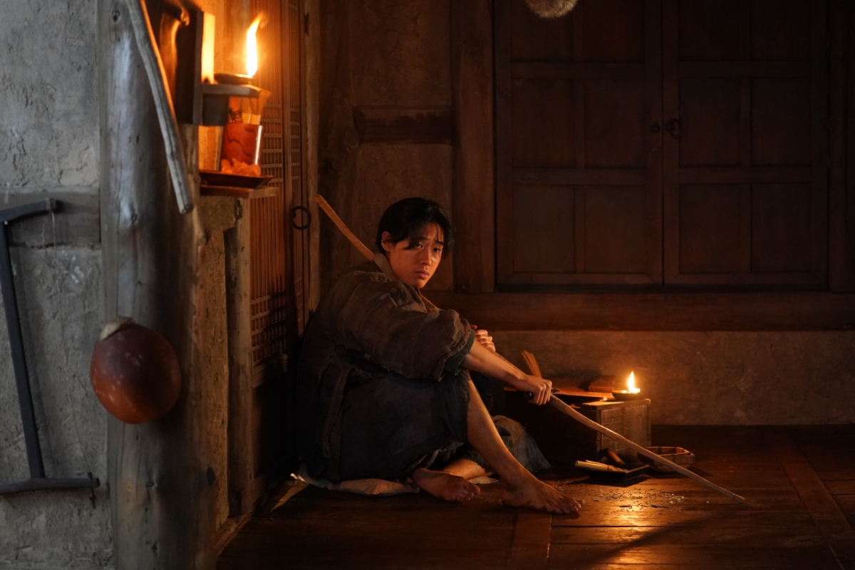 Kim Min / Photograph = Showbox