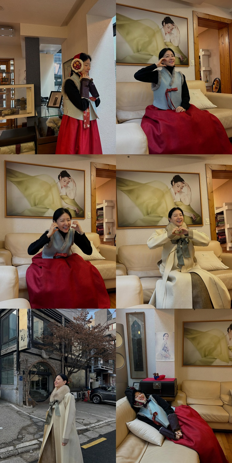 =照片=李英爱。