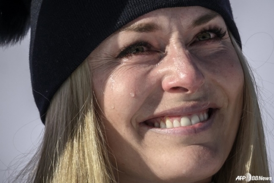 Lindsey Vonn in tears. /AFPBBNews=News1