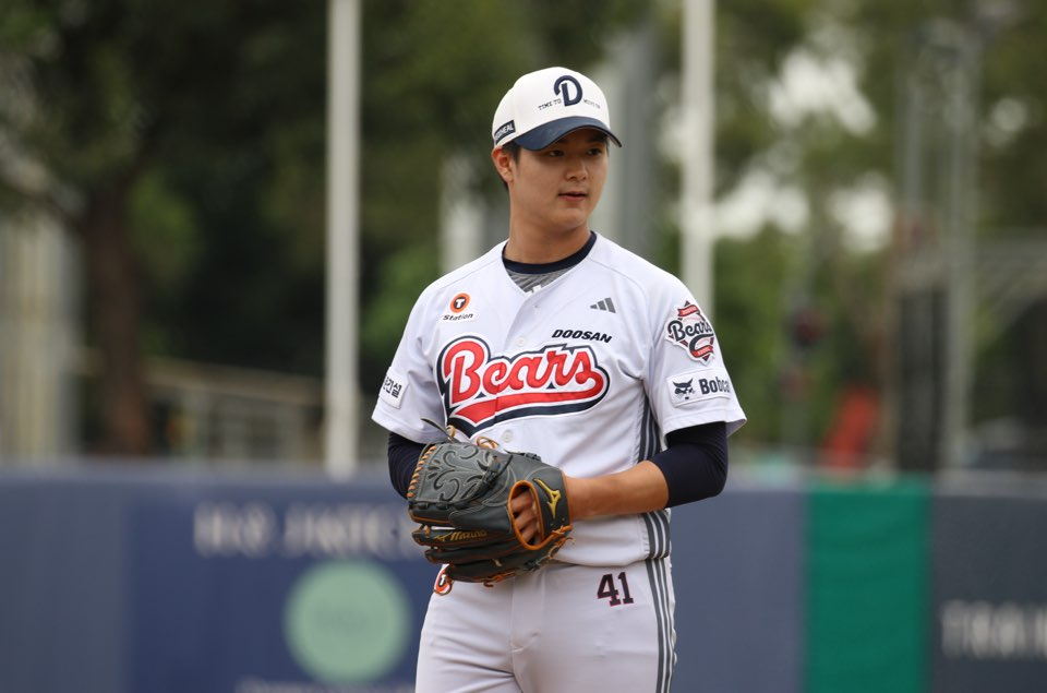 Doosan Bears pitcher Seo Jun-oh. /Photo = Courtesy of Doosan Bears