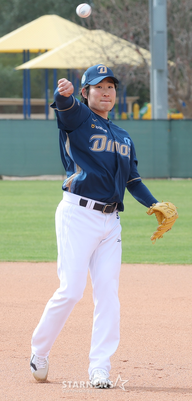 Cầu thủ ném bóng Lee Jae Hak của NC Dinos. /Ảnh = Kim Jin Kyung chờ đợi