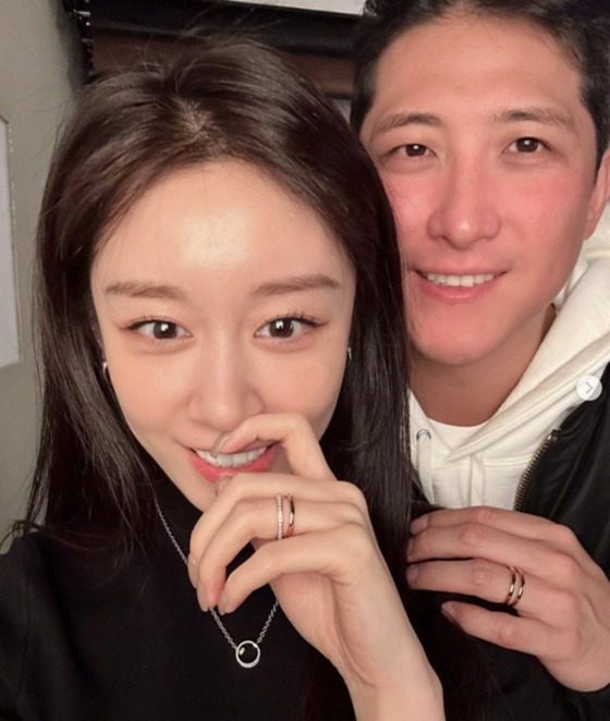 Jiyeon and Hwang Jaegyun / Photo = Jiyeon SNS