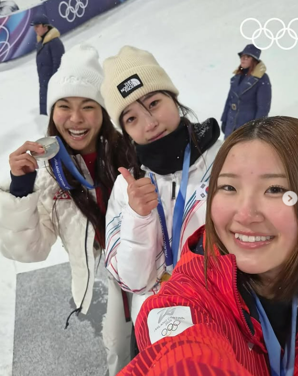 (From left) Chloe Kim, Choi Gaon, and Mitsuki Ono. /Picture = Choi Gaon SNS Goodbye