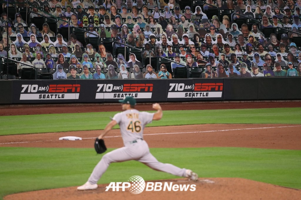 Hình ảnh những pha ném bóng của Birch Smith thời Oakland Athletics. /AFPBBNews = Tin tức 1