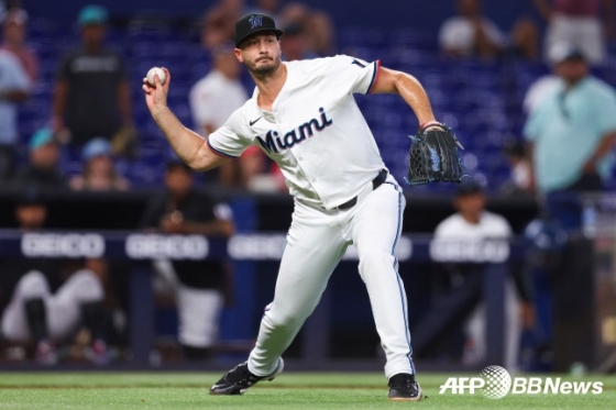 Hình ảnh Birch Smith thời Miami Marlins. /AFPBBNews = Tin tức 1