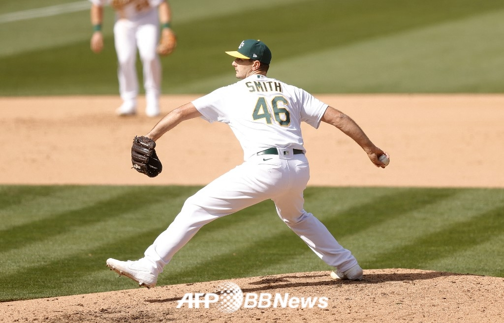 Hình ảnh những pha ném bóng của Birch Smith thời Oakland Athletics. /AFPBBNews = Tin tức 1