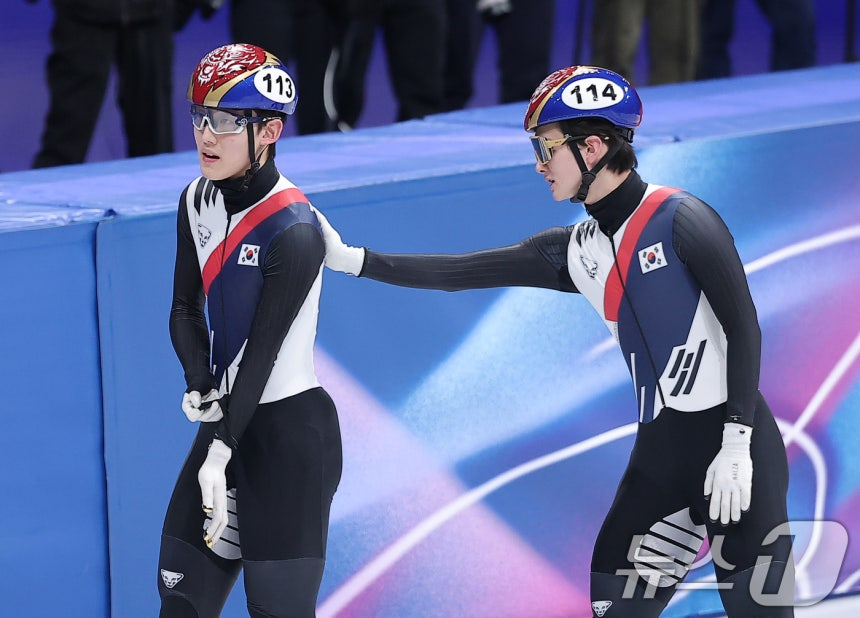 Shin Dong-min (phải) an ủi Lim Jong-un. Ảnh = News1