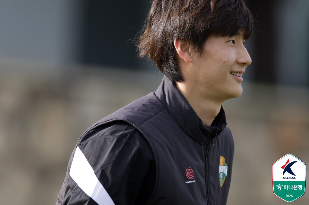 Shin Min Ha, centerback của Gangwon FC. /Ảnh = Liên đoàn bóng đá chuyên nghiệp Hàn Quốc cung cấp