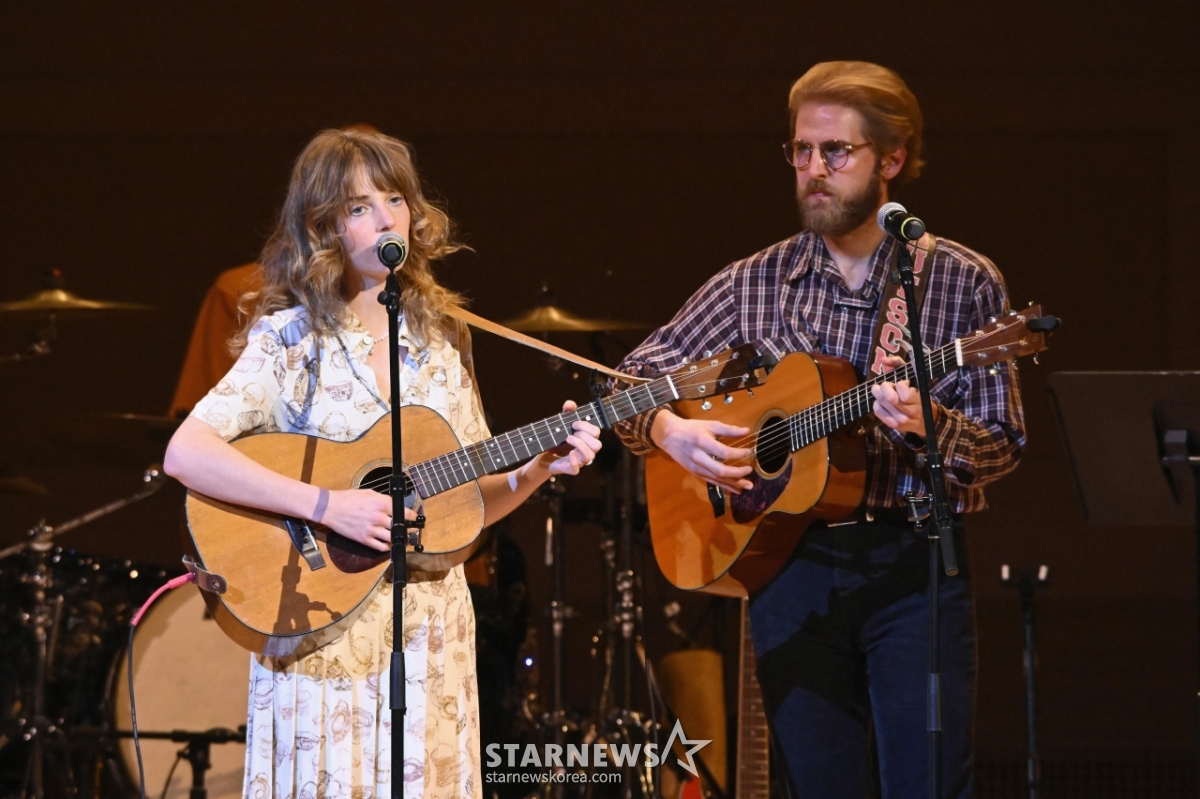 Maya Hawke, Christian Lee Hurtson / Photo=/AFPBBNews=News1=Star News