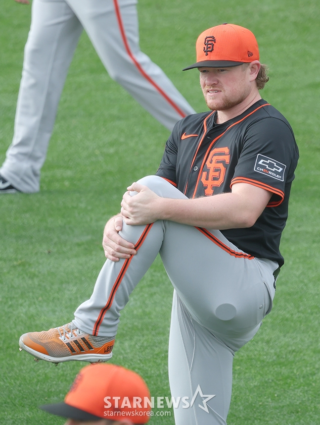 Logan Webb of San Francisco. /Photo = Kim Jin-kyung on standby