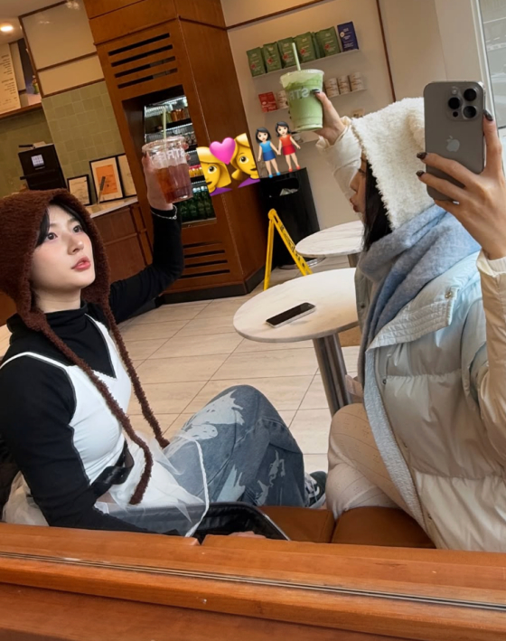 The late Kim Sae-ron and Lee Young-yu / Photo = Lee Young-yu SNS