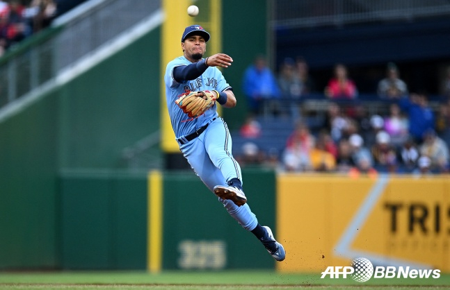 トロント時代、サンティアゴ·エスピナル。 /AFPBBNews=ニュース1