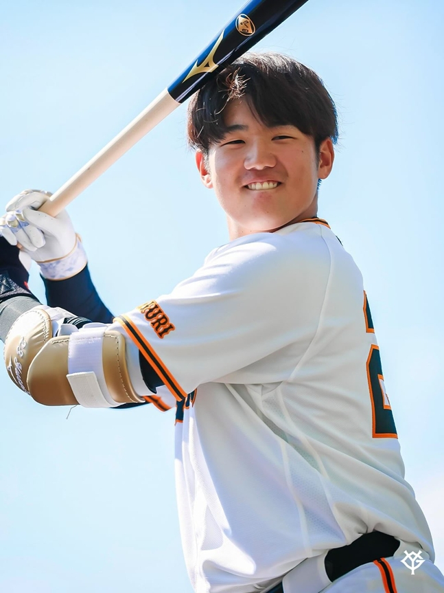 石冢繁盛。 =照片=读卖巨人队官方SNS。