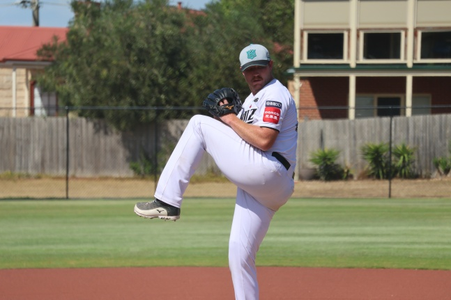 16日（韩国时间），KT WIZ的外援投手马特•萨乌尔在澳大利亚吉隆的吉隆棒球中心进行了现场投球。 =照片=KT wiz提供。