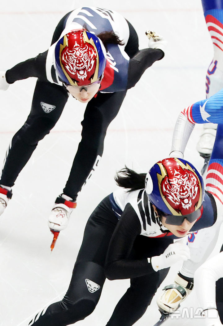 崔敏静(上)和金吉利。 =照片=newsis。