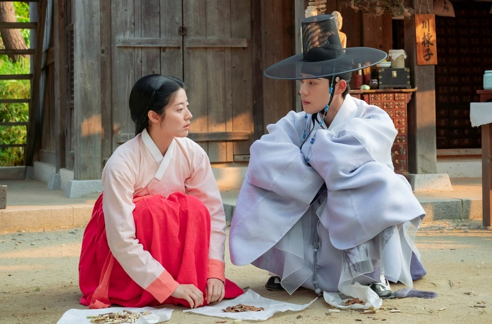 /写真=「恩愛なる盗賊よ」