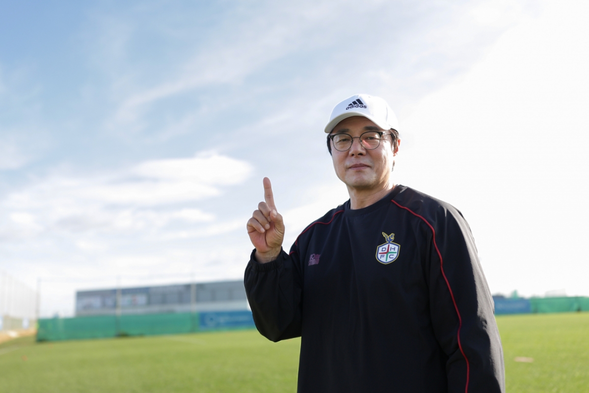 他就是大田Hana Citizen队主教练黄善洪。 =图为,韩国职业足球联盟提供。