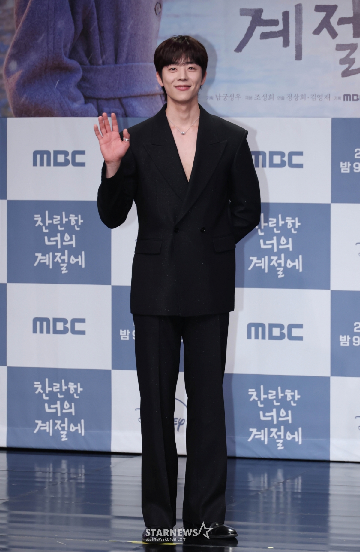 演员蔡宗协19日下午出席了在首尔麻浦区上岩洞MBC举行的金土电视剧《灿烂的你的季节》的制作发布会,并摆出造型,供记者们拍照。 /2026.02.19 / 照片=李东勋 photoguy@