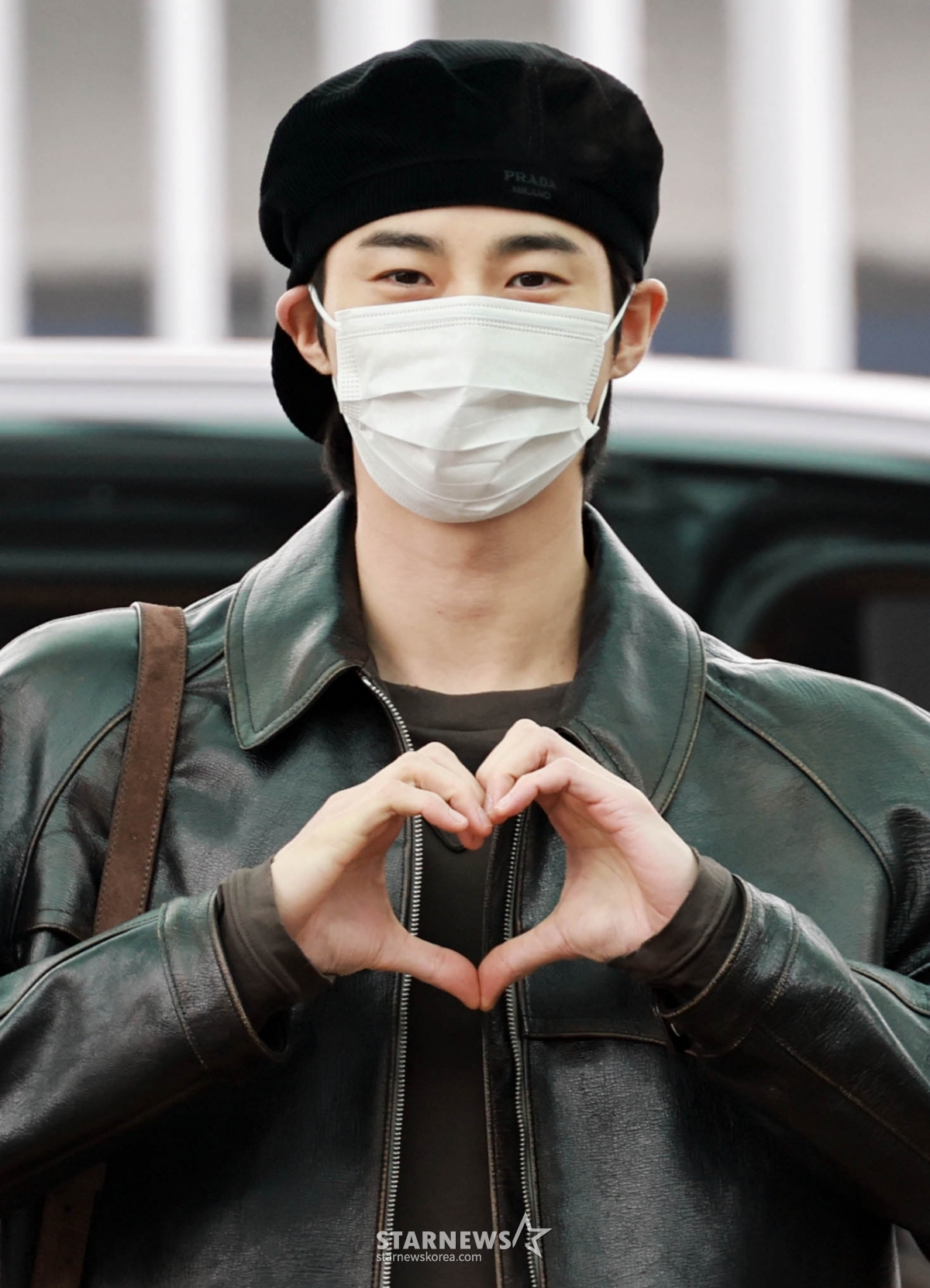 Actor Byun Woo-seok is leaving for Milan via Incheon International Airport on the morning of the 16th to attend the Prada fashion show. 2026.01.16 / Photo = B. coli tjdrbs23@