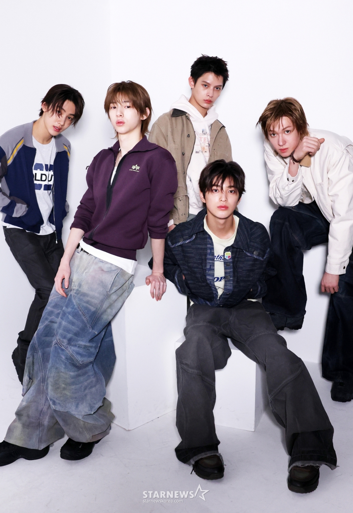 Cortis (from left: Sung-hyun, Ju-hoon, James, Geon-ho, Martin) /Photo = Reporter Kim Hwi-sun hwijpg@