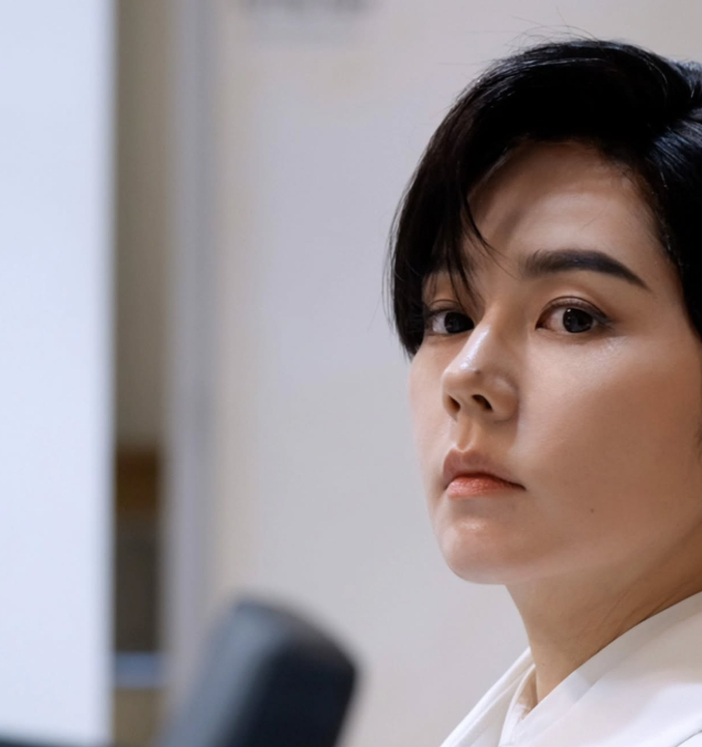 /Photo = Han Ga-in SNS