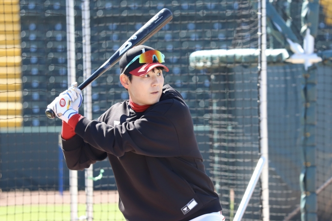 图为，正在美国佛罗里达维罗海滩进行击球训练的SSG兰德斯队的金成旭。 =照片=SSG兰德斯提供。