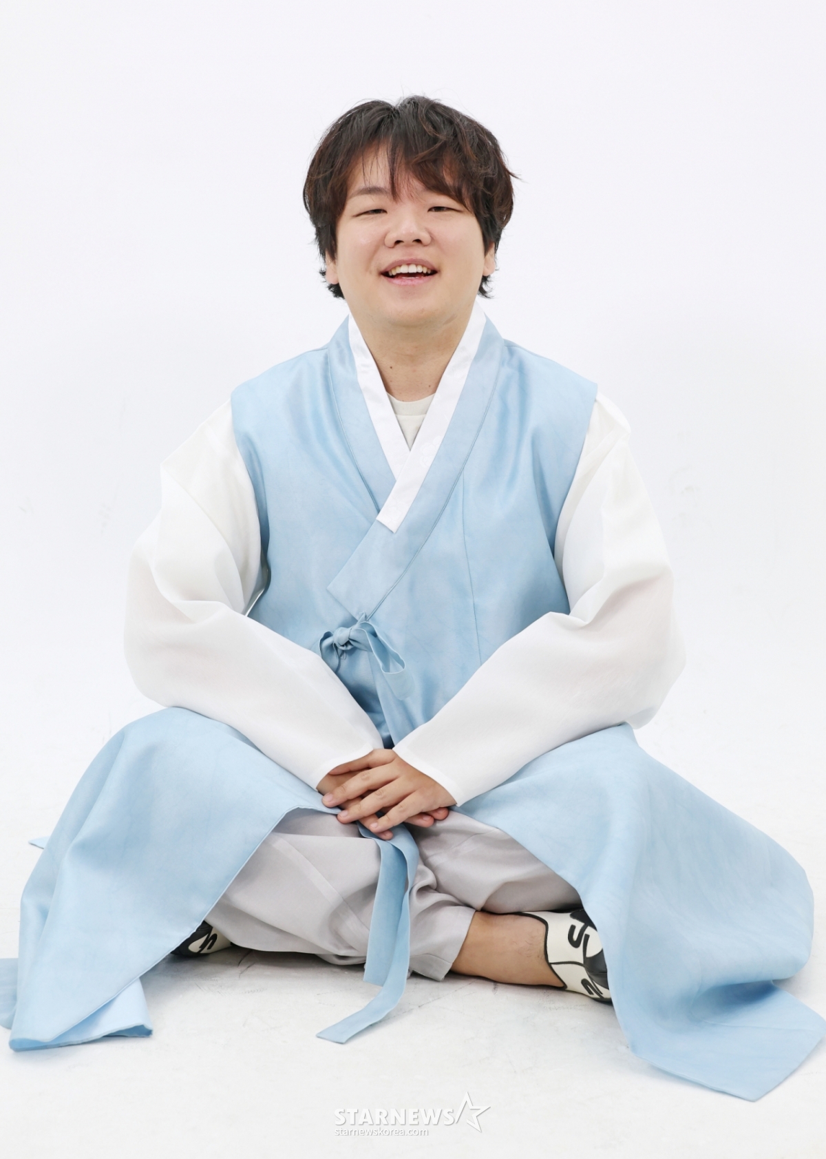 2026.02.10 Kwak Jun Bin phỏng vấn Hanbok ngày Tết / Ảnh = Lee Dong Hoon