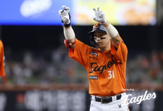 Son Ah-seop, who was active in the Hanwha Eagles uniform last year. /Photo = Courtesy of Hanwha Eagles