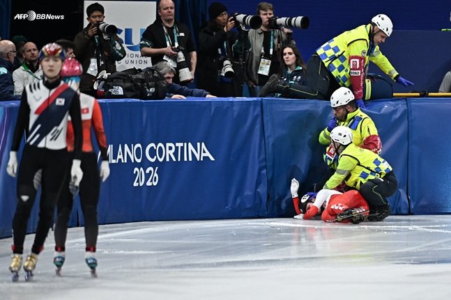 the medical staff giving immediate first aid. /AFPBBNews=News1
