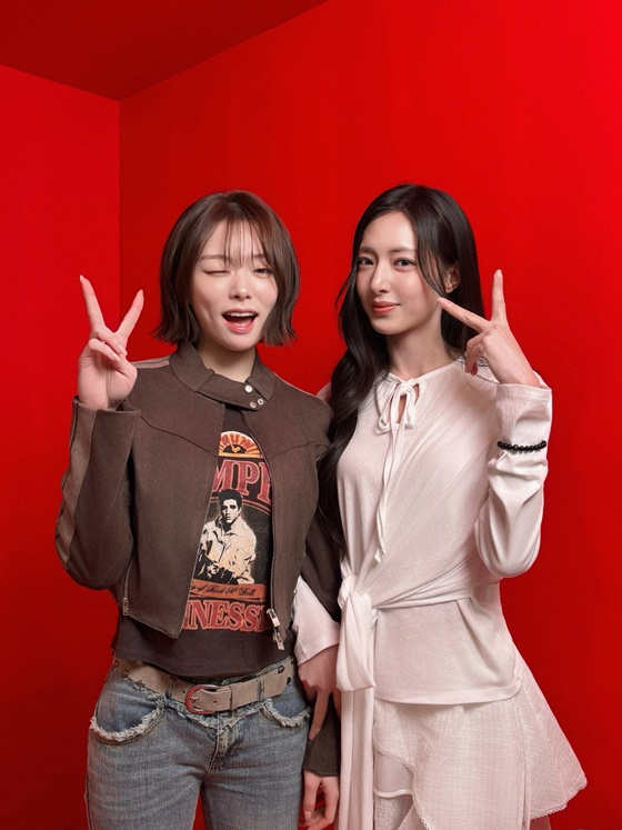 =崔允宁（左）、朴海琳/照片=youtube"做什么？