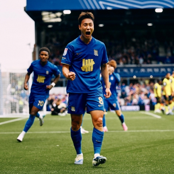 图为今年8月,在英国伯明翰的圣安德鲁斯体育场举行的牛津联队比赛中,伯明翰城市白承浩进球后正在咆哮。 =照片:伯明翰城市官方社交网络服务(SNS)