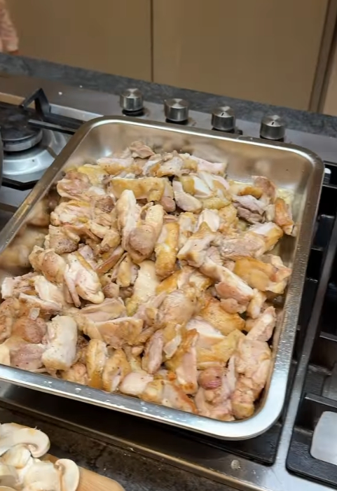 =照片:朴贤善在SNS上写道。