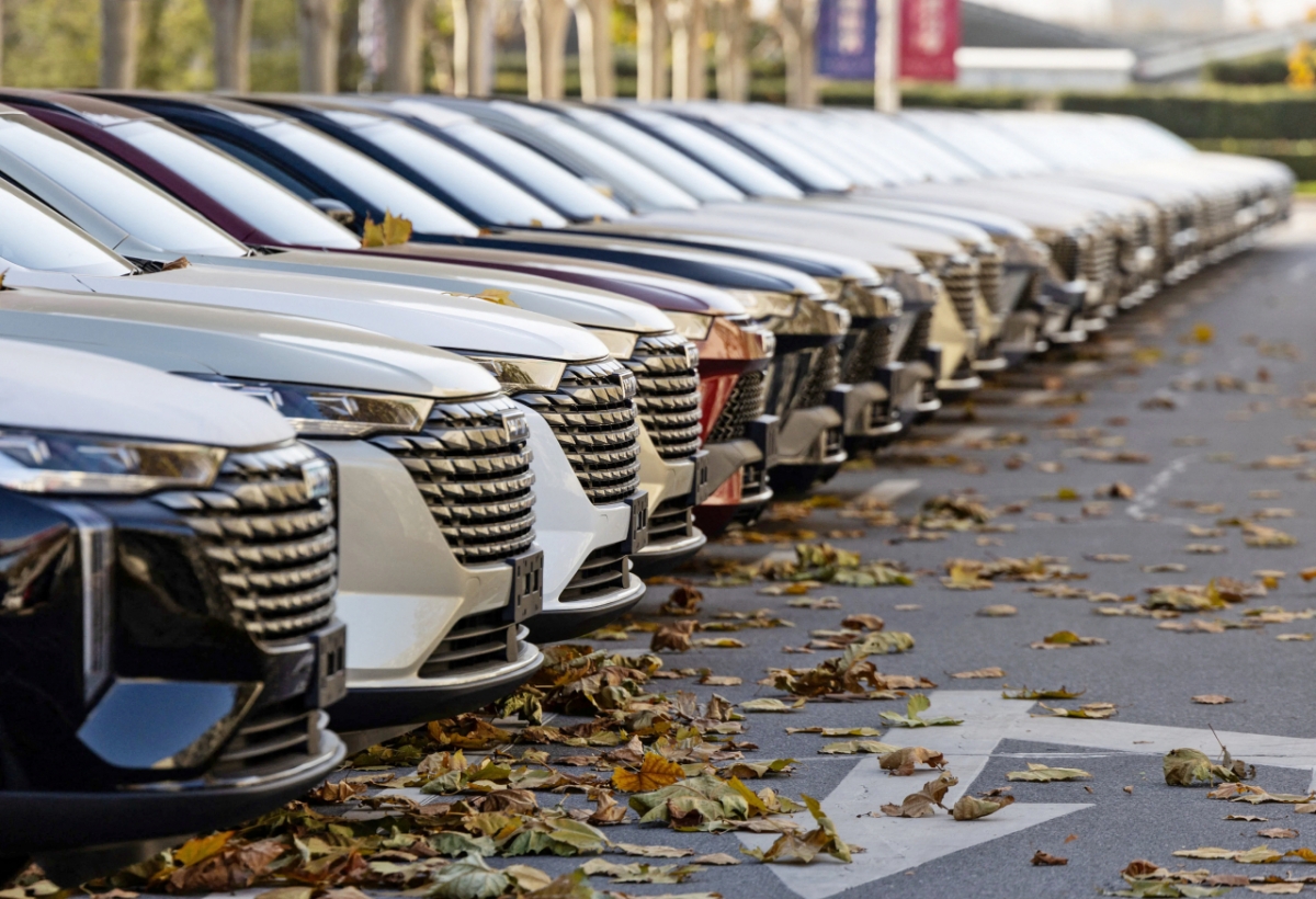 中国製ミニバン