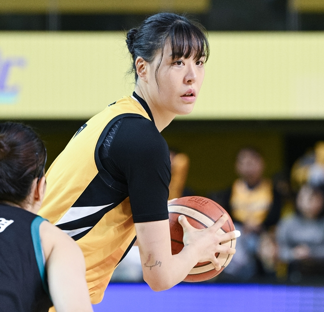 双双活跃的朴智秀。 =照片:WKBL