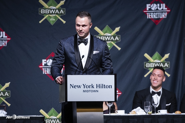 斯库瓦尔在获得2025赛季赛扬奖后发表感想。 =法新社BBNews=新闻1。