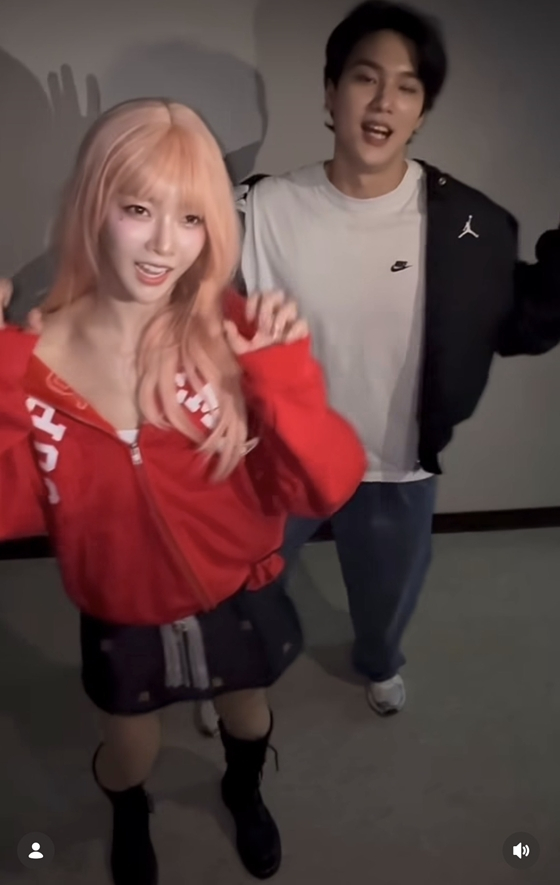 =照片=金敏智的照片墙。