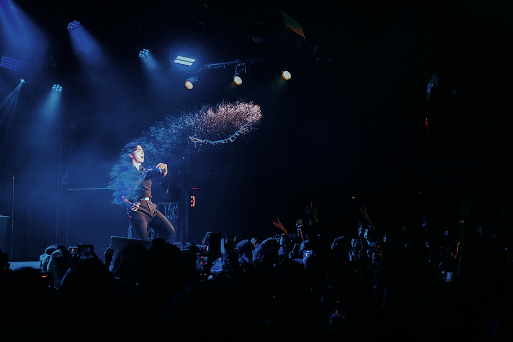 =juni北美巡回演唱会现场。